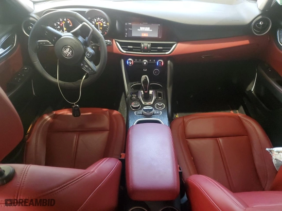 2021 Alfa Romeo Giulia with VIN ZARFAMANXM7645928, listed as a Copart auction lot 83039704 with 36,020 mi miles and Salvage Title. Bid and sale history available at carsss.com. Image 8.
