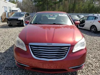 2011 Chrysler 200 Touring with VIN 1C3BC1FB8BN545050, listed as a Copart auction lot 55012205 with 114,800 mi miles and Clean Title. Bid and sale history available at DreamBid. Image 5.