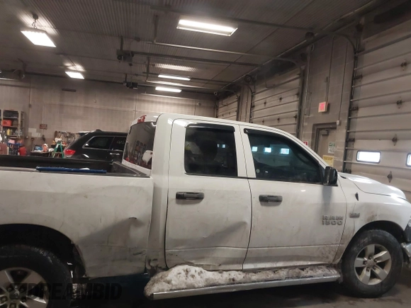 2015 Ram 1500 Express with VIN 1C6RR6FT0FS659007, listed as a IAAI auction lot 41591119 with 162,870 mi miles and . Bid and sale history available at DreamBid. Image 13.