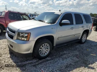 2010 Chevrolet Tahoe z VIN 1GNUCDDJ0AR199378, wystawiony jako Copart lot #57220575 z przebiegiem 192 023 mil mil oraz Czysty tytuł • Clean title. Historia ofert i sprzedaży dostępna na DreamBid. Obrazek 1.