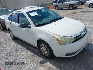 2009 Ford Focus SE z VIN 1FAHP35N49W191457, wystawiony jako IAAI lot #42250776 z przebiegiem Nie podano mil oraz . Historia ofert i sprzedaży dostępna na DreamBid. Obrazek 1.