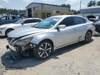 2017 Nissan Altima SR with VIN 1N4AL3AP8HC123862, listed as a Copart auction lot 61985245 with 88,079 mi miles and Clean title. Bid and sale history available at DreamBid. Image 1.