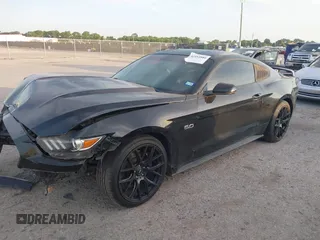 2015 Ford Mustang GT z VIN 1FA6P8CF4F5381566, wystawiony jako IAAI lot #42555886 z przebiegiem 133 098 mil mil oraz . Historia ofert i sprzedaży dostępna na DreamBid. Obrazek 2.