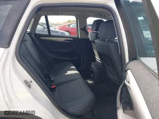 2014 BMW X1 sDrive28i with VIN WBAVM1C52EVW52505, listed as a IAAI auction lot 41625122 with 44,684 mi miles. Bid and sale history available at carsss.com. Image 8.