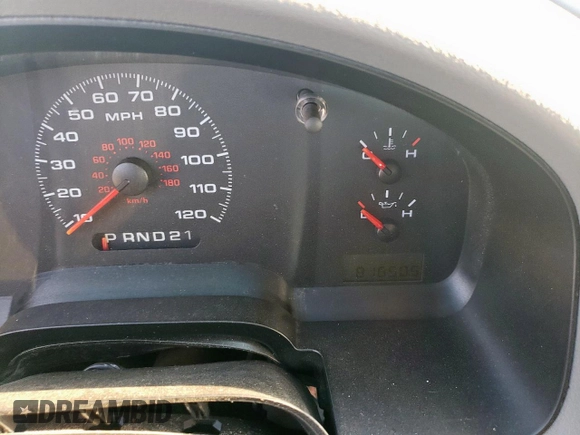 2008 Ford F-150 STX z VIN 1FTRX12W28FA07650, wystawiony jako Copart lot #53164385 z przebiegiem 816 505 mil mil oraz Szkoda całkowita • Salvage title. Historia ofert i sprzedaży dostępna na DreamBid. Obrazek 9.