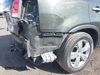 2013 Kia Sorento EX with VIN 5XYKUDA24DG331006, listed as a IAAI auction lot 41998319 with 143,141 mi miles. Bid and sale history available at carsss.com. Image 13.