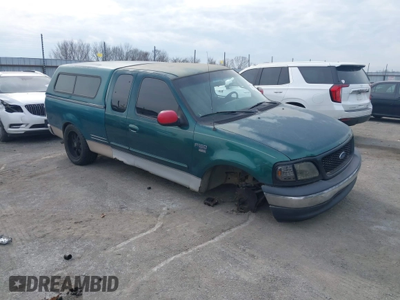 2000 Ford F-150 XL with VIN 2FTRX17W1YCA76589, listed as a IAAI auction lot 41452320 with 254,533 mi miles. Bid and sale history available at carsss.com. Image 1.