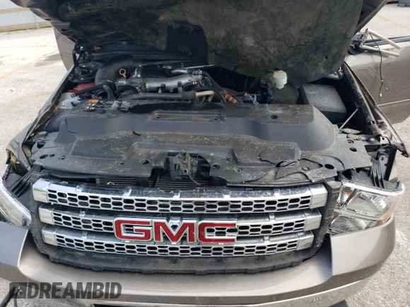 2013 GMC Sierra 2500HD SLT with VIN 1GT121E81DF240874, listed as a Copart auction lot 54613995 with 144,836 mi miles and Non repairable. Bid and sale history available at DreamBid. Image 11.
