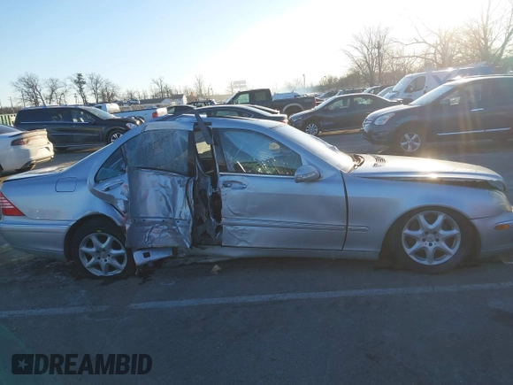 2006 Mercedes-Benz S 430 with VIN WDBNG83J96A481663, listed as a IAAI auction lot 41364480 with Not Provided miles and . Bid and sale history available at carsss.com. Image 14.