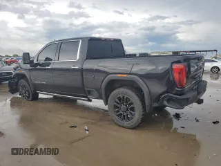 2022 GMC Sierra 2500HD Denali z VIN 1GT49REY7NF314792, wystawiony jako Copart lot #55963455 z przebiegiem 114 853 mil mil oraz Szkoda całkowita • Salvage title. Historia ofert i sprzedaży dostępna na DreamBid. Obrazek 2.