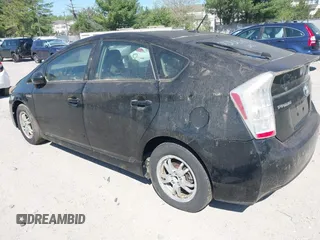 2010 Toyota Prius II with VIN JTDKN3DU9A0037557, listed as a IAAI auction lot 42137968 with 191,850 mi miles. Bid and sale history available at carsss.com. Image 3.