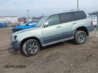 2004 Lexus LX 470 z VIN JTJHT00W143546192, wystawiony jako IAAI lot #41673810 z przebiegiem 232 196 mil mil oraz . Historia ofert i sprzedaży dostępna na DreamBid. Obrazek 22.