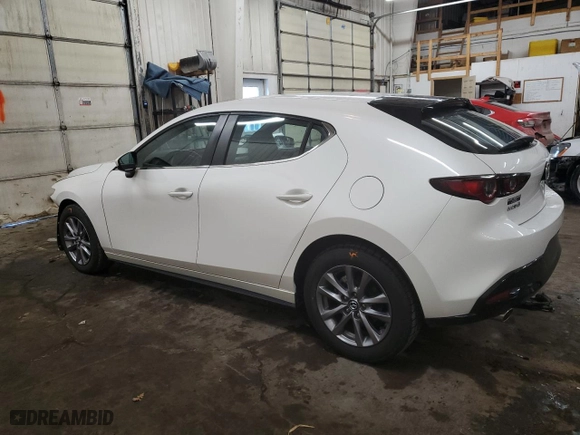 2022 Mazda Mazda3 Hatchback 2.5 S with VIN JM1BPAJL1N1507896, listed as a Copart auction lot 46262635 with 33,645 mi miles and Salvage Title. Bid and sale history available at carsss.com. Image 2.