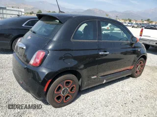 2016 FIAT 500e with VIN 3C3CFFGE2GT170300, listed as a Copart auction lot 54011115 with 28,674 mi miles and Clean Title. Bid and sale history available at carsss.com. Image 3.