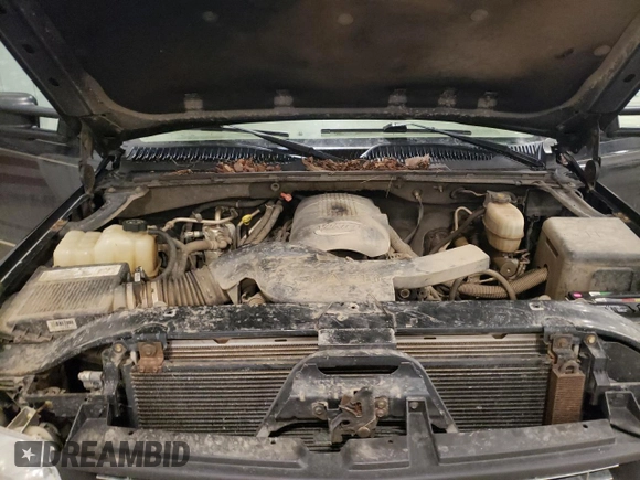 2004 Chevrolet Suburban LT with VIN 1GNFK16Z54J124627, listed as a Copart auction lot 51270935 with 246,179 mi miles and Clean title. Bid and sale history available at DreamBid. Image 12.