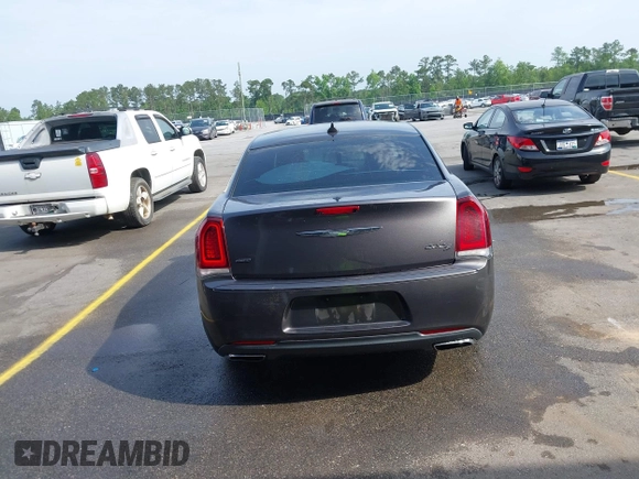 2016 Chrysler 300 S z VIN 2C3CCAGG4GH152435, wystawiony jako IAAI lot #42273957 z przebiegiem 168 951 mil mil oraz . Historia ofert i sprzedaży dostępna na DreamBid. Obrazek 16.