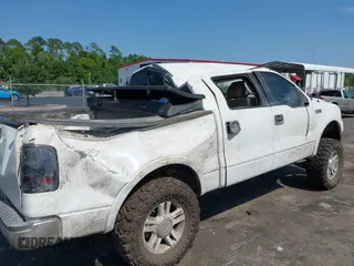 2005 Ford F-150 XLT z VIN 1FTPW14595KD49565, wystawiony jako IAAI lot #42587713 z przebiegiem 360 588 mil mil oraz . Historia ofert i sprzedaży dostępna na DreamBid. Obrazek 6.