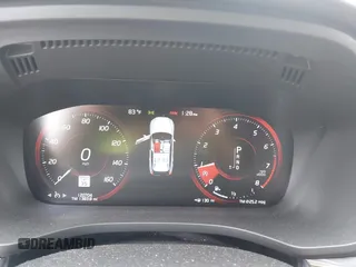 2020 Volvo XC60 Momentum с VIN YV4102RK6L1582721, выставлен на аукционе IAAI как лот 42189782 с пробегом 120 704 миль миль и . История ставок и продаж доступна на DreamBid. Изображение 7.