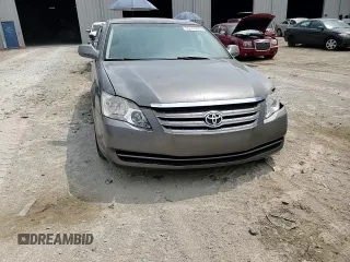 2007 Toyota Avalon XL z VIN 4T1BK36B67U191919, wystawiony jako Copart lot #56274055 z przebiegiem 188 679 mil mil oraz Szkoda całkowita • Salvage title. Historia ofert i sprzedaży dostępna na DreamBid. Obrazek 14.