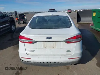 2020 Ford Fusion SE with VIN 3FA6P0HD5LR235064, listed as a IAAI auction lot 41664390 with 38,473 mi miles. Bid and sale history available at carsss.com. Image 17.