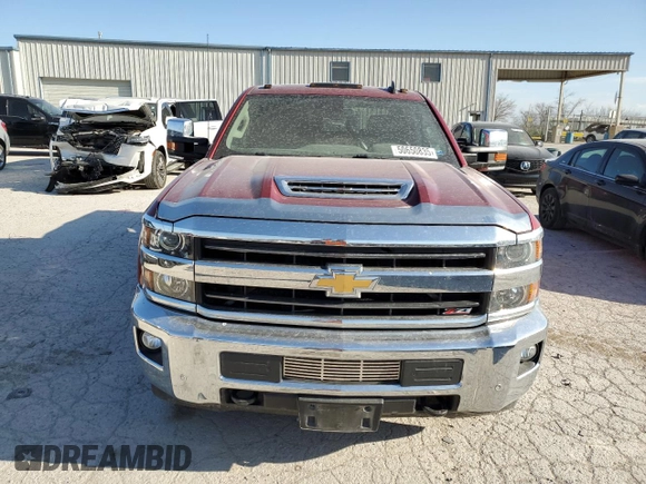 2019 Chevrolet Silverado 3500HD LTZ z VIN 1GC4KXEY4KF195894, wystawiony jako Copart lot #50650835 z przebiegiem 98 476 mil mil oraz Szkoda całkowita • Salvage title. Historia ofert i sprzedaży dostępna na DreamBid. Obrazek 5.