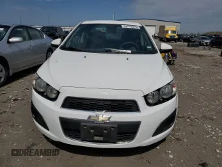 2015 Chevrolet Sonic LT with VIN 1G1JC5SH3F4150318, listed as a Copart auction lot 53275075 with 117,402 mi miles and Salvage Title. Bid and sale history available at DreamBid. Image 5.