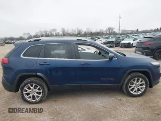 2018 Jeep Cherokee Latitude with VIN 1C4PJLCB2JD573518, listed as a IAAI auction lot 41254230 with Not provided miles and . Bid and sale history available at DreamBid. Image 12.