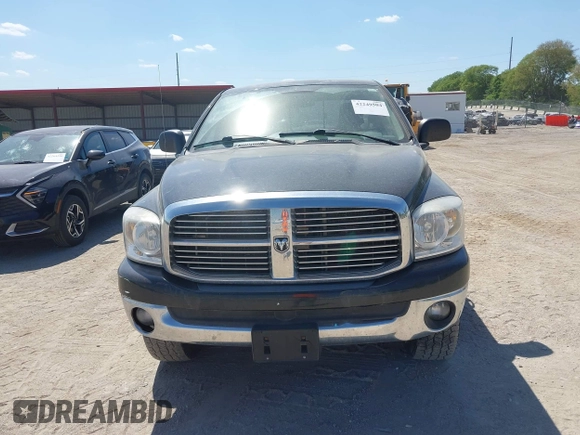 2008 Dodge 1500 SLT z VIN 1D7HU18218S571053, wystawiony jako IAAI lot #42249504 z przebiegiem 177 545 mil mil oraz . Historia ofert i sprzedaży dostępna na DreamBid. Obrazek 13.