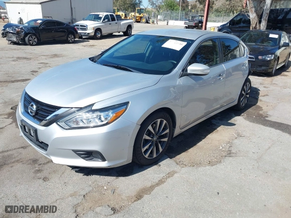 2017 Nissan Altima 2.5 SR with VIN 1N4AL3AP5HC213504, listed as a IAAI auction lot 41944535 with 71,159 mi miles. Bid and sale history available at carsss.com. Image 2.