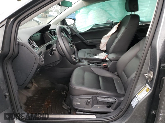 2019 Volkswagen Golf SEL Premium z VIN WVWPR7AU3KW909414, wystawiony jako Copart lot #40649474 z przebiegiem 30 241 mil mil oraz . Historia ofert i sprzedaży dostępna na DreamBid. Obrazek 7.