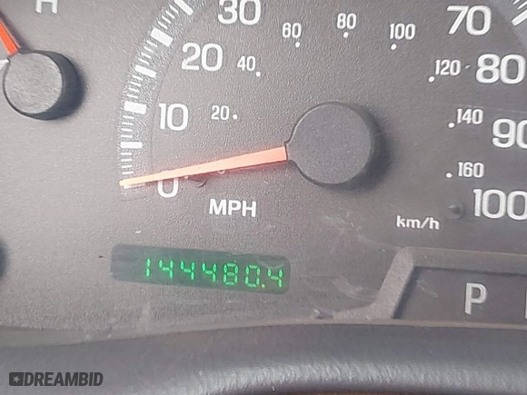 2000 Ford F-150 XL with VIN 1FTRX18L2YKA10388, listed as a IAAI auction lot 41526430 with 144,480 mi miles. Bid and sale history available at carsss.com. Image 15.