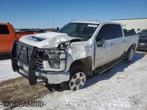 2022 Chevrolet Silverado 3500HD LTZ z VIN 1GC4YUEY4NF273091, wystawiony jako Copart lot #45113795 z przebiegiem 123 680 mil mil oraz Szkoda całkowita • Salvage title. Historia ofert i sprzedaży dostępna na DreamBid. Obrazek 1.