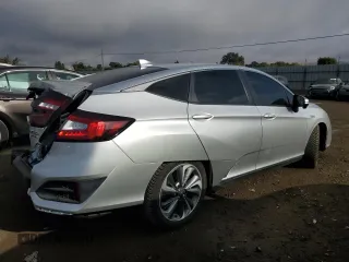 2018 Honda Clarity Plug-In Hybrid Touring with VIN JHMZC5F36JC012567, listed as a Copart auction lot 78663714 with 45,210 mi miles and Salvage Title. Bid and sale history available at carsss.com. Image 3.