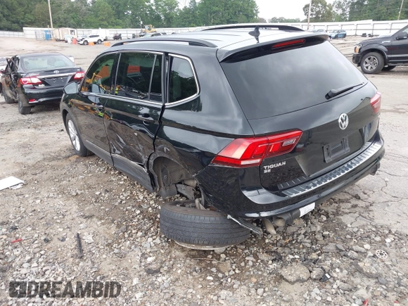 2018 Volkswagen Tiguan SEL with VIN 3VV3B7AX4JM022644, listed as a IAAI auction lot 42422831 with 115,066 mi miles and . Bid and sale history available at DreamBid. Image 3.
