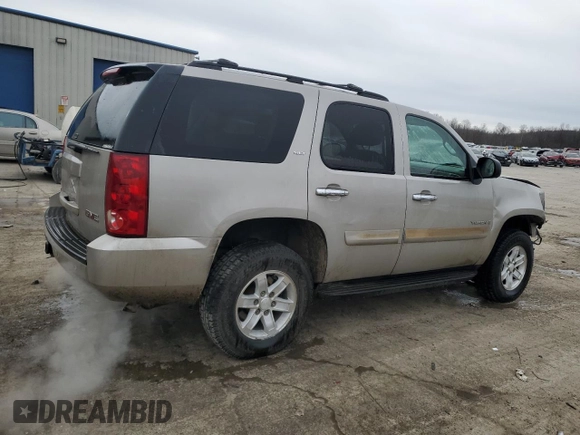 2007 GMC Yukon SLE with VIN 1GKFK13017J298556, listed as a Copart auction lot 43984975 with 168,822 mi miles and Salvage Title. Bid and sale history available at carsss.com. Image 3.