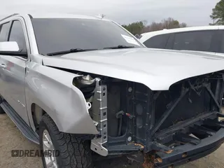 2020 GMC Yukon SLT with VIN 1GKS2BKC3LR228116, listed as a IAAI auction lot 41465949 with 91,198 mi miles. Bid and sale history available at carsss.com. Image 6.