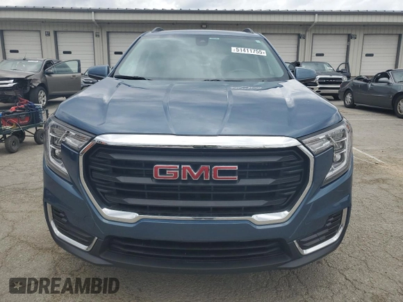 2024 GMC Terrain SLE z VIN 3GKALMEG0RL249976, wystawiony jako Copart lot #51411755 z przebiegiem 13 052 mil mil oraz Szkoda całkowita • Salvage title. Historia ofert i sprzedaży dostępna na DreamBid. Obrazek 5.