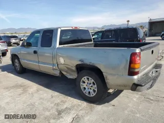 2002 GMC Sierra 1500 SLE with VIN 2GTEC19V221182809, listed as a Copart auction lot 45427465 with 224,191 mi miles and Salvage Title. Bid and sale history available at carsss.com. Image 2.
