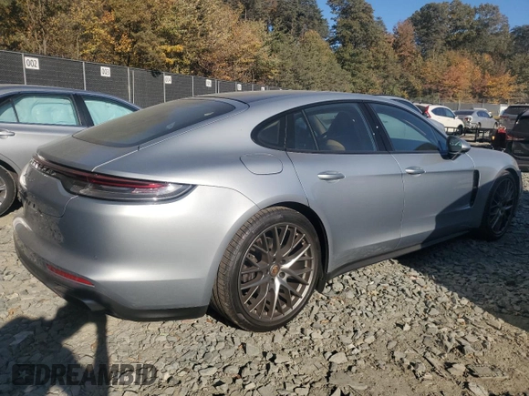 2021 Porsche Panamera with VIN WP0AJ2A76ML120723, listed as a Copart auction lot 76781384 with 23,916 mi miles and Salvage title. Bid and sale history available at DreamBid. Image 3.