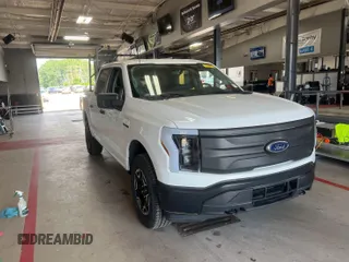 2022 Ford F-150 Lightning Pro with VIN 1FTVW1EL5NWG11725, listed as a IAAI auction lot 42832825 with 5,044 mi miles and . Bid and sale history available at DreamBid. Image 22.