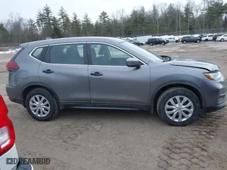 2018 Nissan Rogue SV with VIN KNMAT2MV7JP579770, listed as a IAAI auction lot 41711131 with 85,406 mi miles. Bid and sale history available at carsss.com. Image 14.