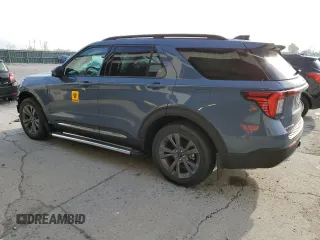 2025 Ford Explorer Active with VIN 1FMUK8DH1SGA42144, listed as a Copart auction lot 49801365 with 3,239 mi miles and Salvage Title. Bid and sale history available at carsss.com. Image 2.