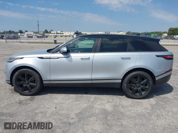 2020 Land Rover Range Rover Velar S z VIN SALYB2EXXLA255258, wystawiony jako IAAI lot #41823002 z przebiegiem 66 527 mil mil oraz . Historia ofert i sprzedaży dostępna na DreamBid. Obrazek 15.