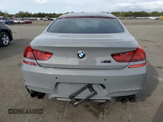 2015 BMW M6 z VIN WBS6C9C58FD467819, wystawiony jako Copart lot #70903944 z przebiegiem 85 596 mil mil oraz Szkoda całkowita • Salvage title. Historia ofert i sprzedaży dostępna na DreamBid. Obrazek 6.