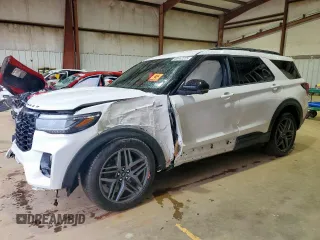 2025 Ford Explorer ST-Line с VIN 1FMUK7KH1SGA98288, выставлен на аукционе Copart как лот 60462225 с пробегом 10 148 миль миль и Списание • Salvage title. История ставок и продаж доступна на DreamBid. Изображение 1.