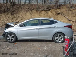 2016 Hyundai Elantra SE with VIN 5NPDH4AE9GH791265, listed as a IAAI auction lot 41881299 with 70,486 mi miles. Bid and sale history available at carsss.com. Image 15.
