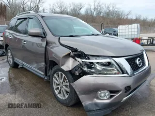 2014 Nissan Pathfinder SV with VIN 5N1AR2MNXEC664870, listed as a IAAI auction lot 41550116 with 126,076 mi miles. Bid and sale history available at carsss.com. Image 1.