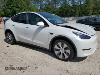 2020 Tesla Model Y Long Range z VIN 5YJYGDEEXLF043910, wystawiony jako Copart lot #54007745 z przebiegiem 102 974 mil mil oraz Szkoda całkowita • Salvage title. Historia ofert i sprzedaży dostępna na DreamBid. Obrazek 4.