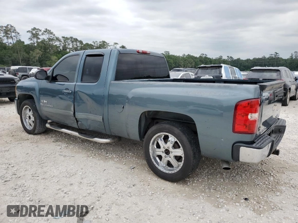 2008 Chevrolet Silverado 1500 1LT with VIN 1GCEC19JX8Z324501, listed as a Copart auction lot 53163245 with 275,401 mi miles and Salvage Title. Bid and sale history available at DreamBid. Image 2.