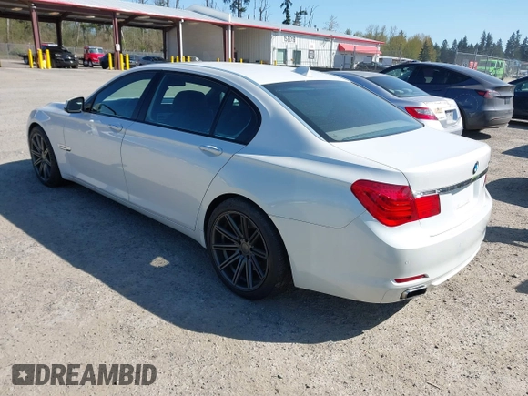 2009 BMW 7 Series 750Li with VIN WBAKB83549CY59299, listed as a IAAI auction lot 42040718 with 129,236 mi miles and . Bid and sale history available at DreamBid. Image 3.